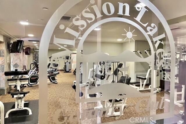 8567 Clubhouse Boulevard, Desert Hot Springs CA: https://media.crmls.org/mediaz/c9144a2a-0a8b-4450-bae8-5bee701464ee.jpg