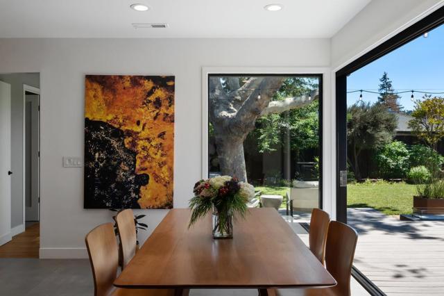137 30th Avenue, San Mateo CA: https://media.crmls.org/mediaz/c9169040-2dc6-4003-b078-b205f2ab5c6a.jpg