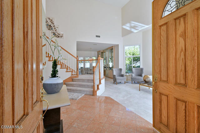 31775 Oak Ranch Court, Westlake Village CA: https://media.crmls.org/mediaz/c916c588-34b1-4ce0-a0d9-bf5b8c5d8250.jpg