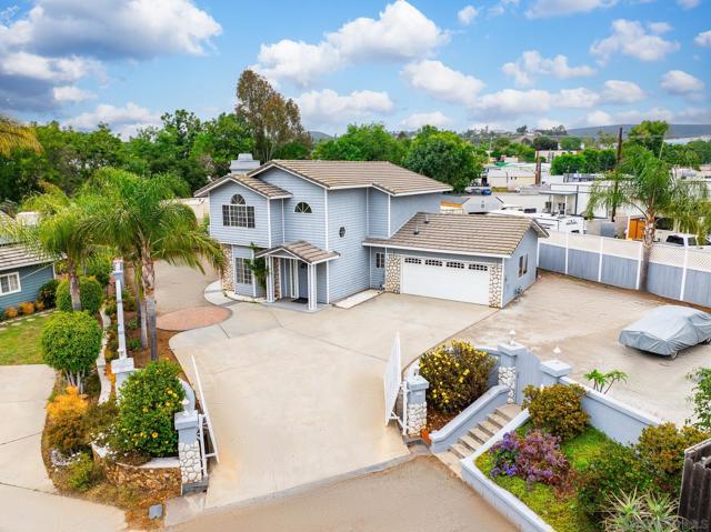 119 Smilax Rd, Vista CA: https://media.crmls.org/mediaz/c91725ec-9608-4cfc-bf1a-6d2de2a25dd1.jpg