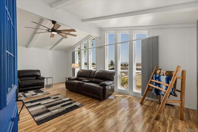 3535 Linda Vista Drive, San Marcos CA: https://media.crmls.org/mediaz/c917818a-8e59-4ff7-872c-01614245971e.jpg