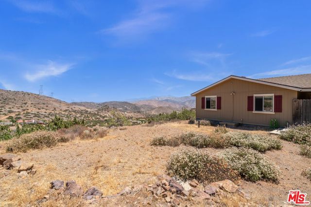 1794 Rebel Road, Acton CA: https://media.crmls.org/mediaz/c9180ce1-54ba-4b51-bdd9-90c1f9b58f5f.jpg