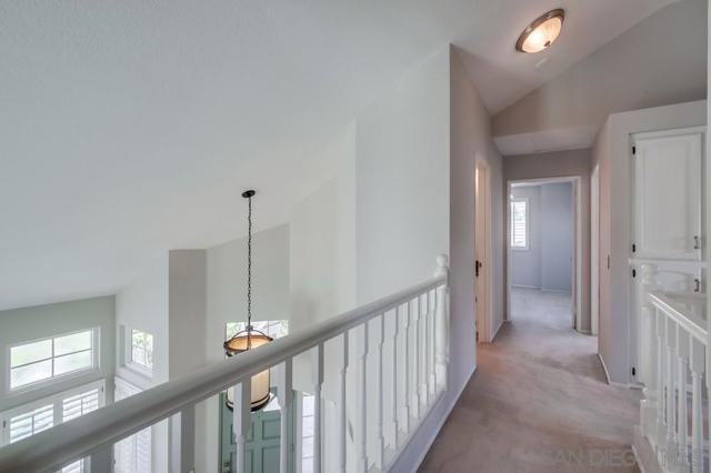 14811 Summerbreeze Way, San Diego CA: https://media.crmls.org/mediaz/c9191b6b-3316-4177-a5b9-ed3dbab754f1.jpg