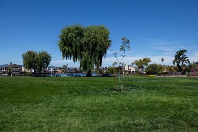 212 Albacore Lane, Foster City CA: https://media.crmls.org/mediaz/c919807e-2d51-40f8-bc4f-221cc66da25a.jpg