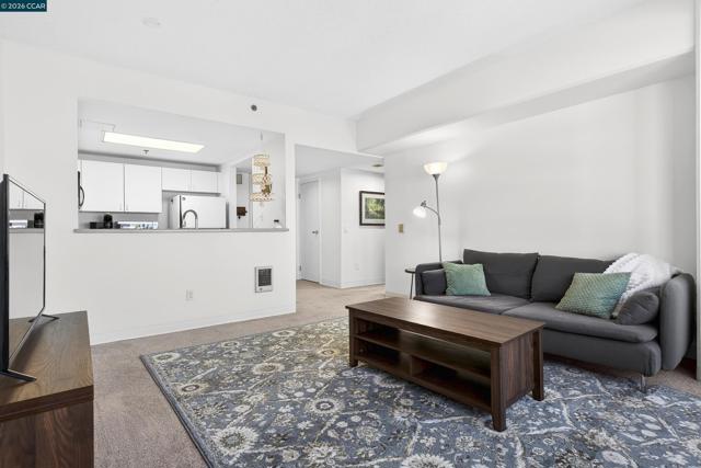 988 Franklin St, Oakland CA: https://media.crmls.org/mediaz/c91992a3-4fd4-4700-801c-71211a6bb0f6.jpg