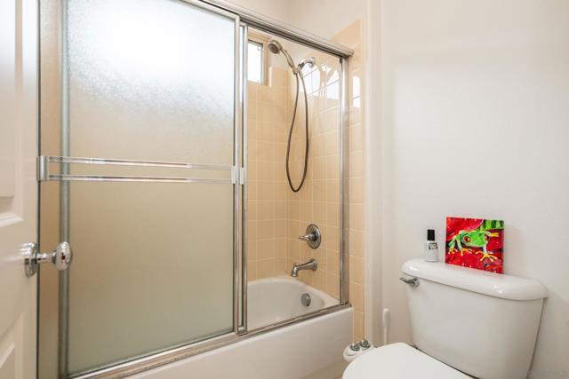 5621 Shasta Daisy Trl, San Diego CA: https://media.crmls.org/mediaz/c919ea4f-5805-4e17-8534-aa22baa272b4.jpg