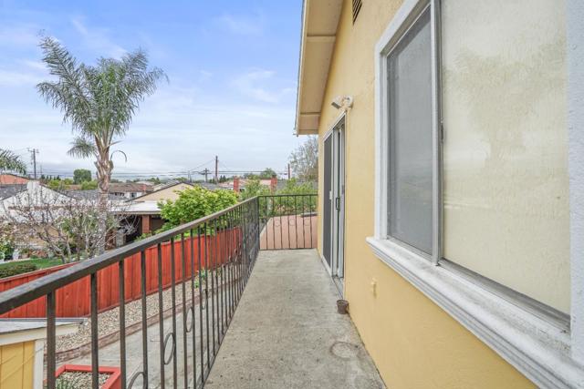 36466 Haley Street, Newark CA: https://media.crmls.org/mediaz/c91b4f9b-9ed6-49a8-9aa6-400c11f9b970.jpg