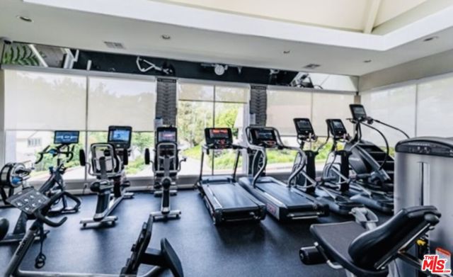 2801 Woodwardia Drive, Los Angeles CA: https://media.crmls.org/mediaz/c91b8a31-9f84-4759-9b2a-275aa9abfab4.jpg