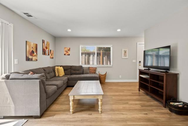 228 E Julian Street, San Jose CA: https://media.crmls.org/mediaz/c91bb4e0-aa71-4fec-914f-3537d7d812c8.jpg