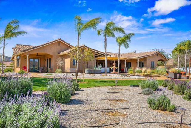 15636 Sage Hill Drive, Ramona CA: https://media.crmls.org/mediaz/c91be317-c062-4891-8878-a7d341d2e5fe.jpg