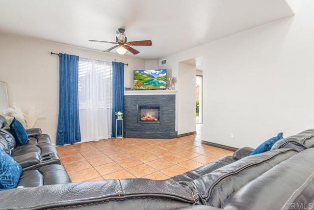 400 Colt Street, San Jacinto CA: https://media.crmls.org/mediaz/c91c46b7-3145-424d-a76c-ecd66f3cf0f6.jpg