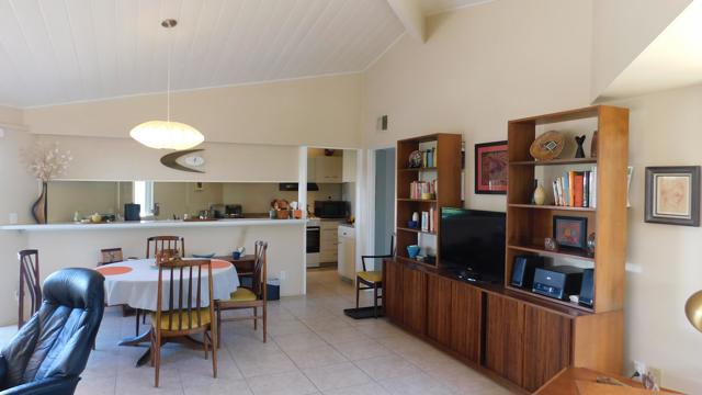Image 7 of 40 For 37800 Da Vall Drive 15