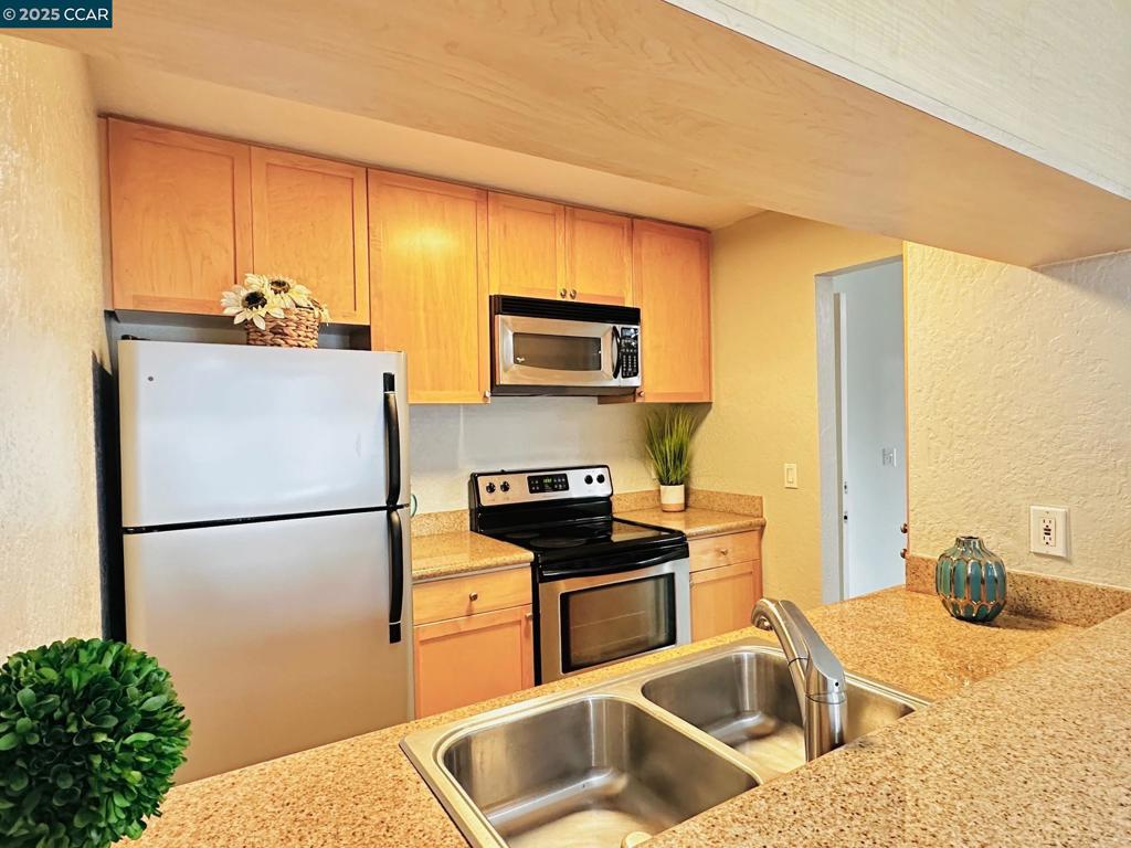 1087 Murrieta Blvd #151
