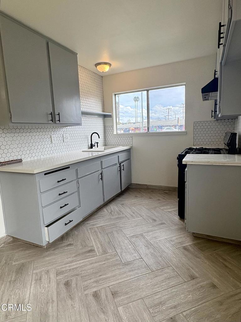 1951 N Ventura Road #A