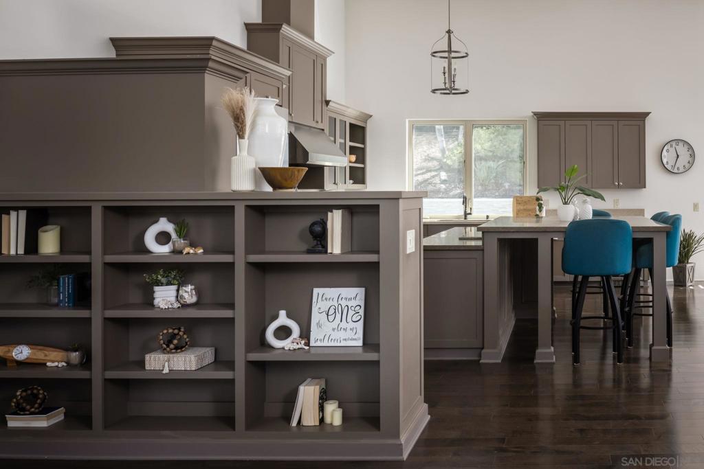 18375 Bernardo Trails Ct - photo 8