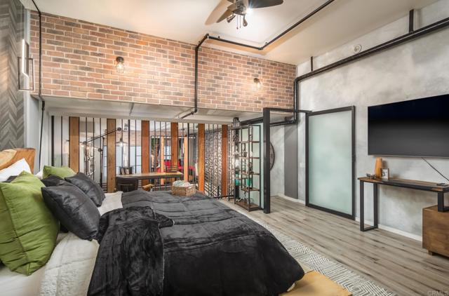 350 11th Avenue, San Diego CA: https://media.crmls.org/mediaz/c921d5d4-921b-42c3-ab6b-6ee49efa0edb.jpg