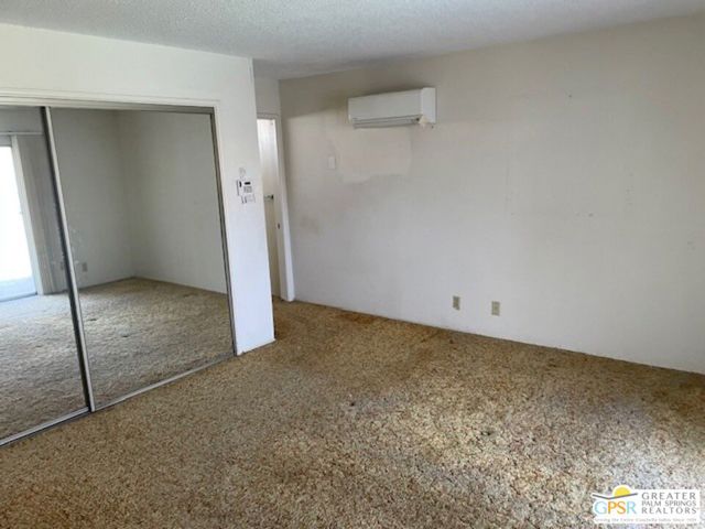 3060 N Farrell Drive, Palm Springs CA: https://media.crmls.org/mediaz/c922872b-f50c-46bb-946e-c569545b1e79.jpg