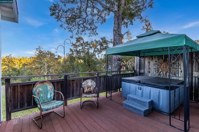 80 Diogenes Dr, Angwin CA: https://media.crmls.org/mediaz/c9247b6e-015f-4542-9b8b-edb90fb2b7f9.jpg