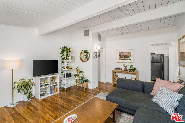 8401 Matilija Avenue photo 3