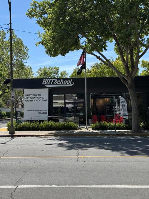 1210 Fiddlers Green, San Jose CA: https://media.crmls.org/mediaz/c927fefd-9ad2-42ba-87b7-cbf5213f04be.jpg