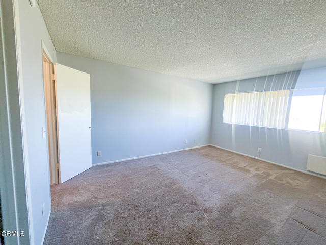 Detail Gallery Image 7 of 12 For 951 Warwick Ave #E4,  Thousand Oaks,  CA 91360 - 2 Beds | 1 Baths