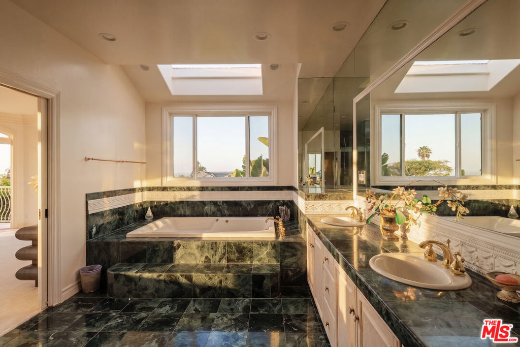 MLS #26876475 image #23