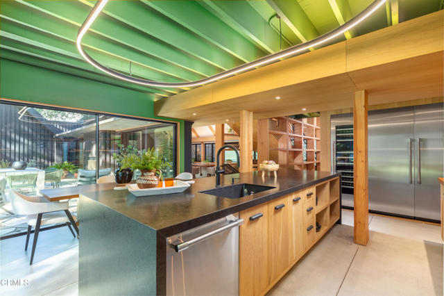 Detail Gallery Image 17 of 76 For 1155 Linda Vista Ave, Pasadena,  CA 91103 - 5 Beds | 6/2 Baths