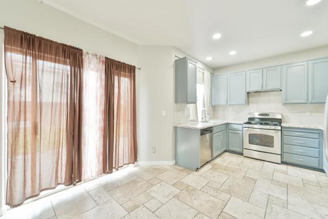 1800 W Graf Road, Hollister CA: https://media.crmls.org/mediaz/c92b1543-170a-4b9f-af7a-7531e5485553.jpg