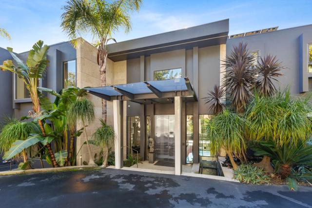 27673 Lupine, Los Altos Hills CA: https://media.crmls.org/mediaz/c92b1de0-9269-44fb-9d16-0711bee6b290.jpg