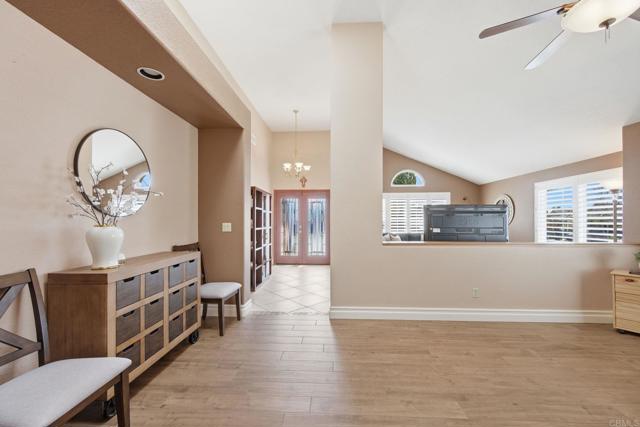 Detail Gallery Image 4 of 36 For 1201 Halley Ct, Chula Vista,  CA 91911 - 3 Beds | 2 Baths