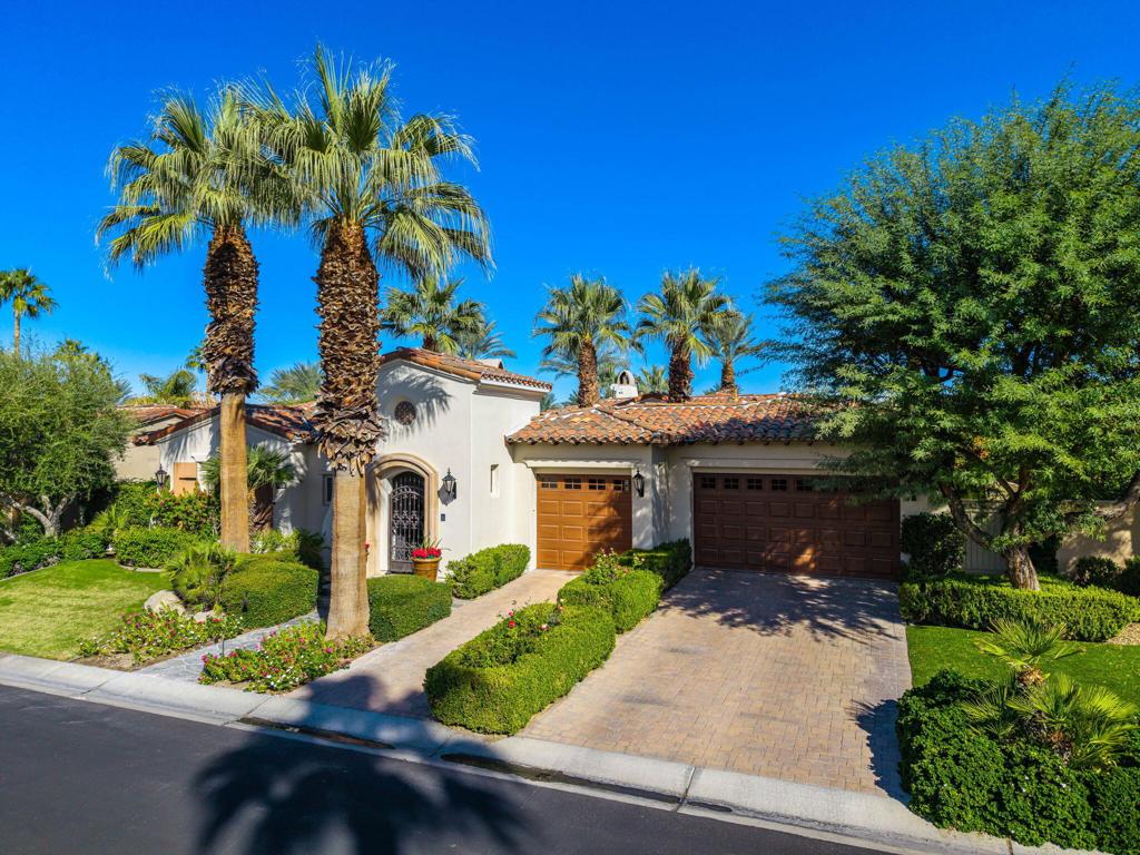 MLS #219137622DA image #2