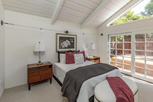 3325 Saint Michael Drive, Palo Alto CA: https://media.crmls.org/mediaz/c92ba34c-34a9-40fa-9526-60f489eb065a.jpg