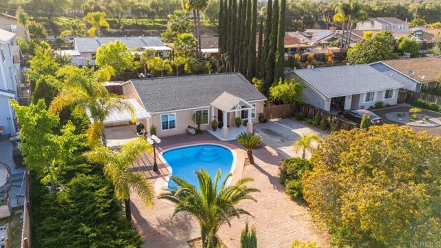 Detail Gallery Image 1 of 43 For 13808 Pomerado Rd, Poway,  CA 92064 - 4 Beds | 2 Baths