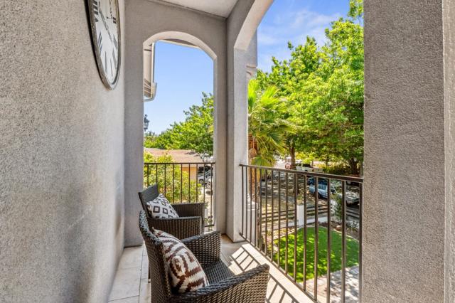 Image 36 of 50 For 2054 Cranworth Circle