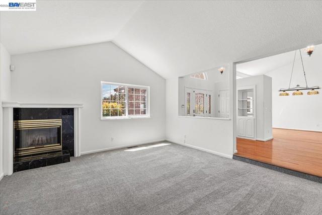 27000 S Hillview St, Tracy CA: https://media.crmls.org/mediaz/c92e6484-b22f-4943-bbb8-f7a9a7e64643.jpg