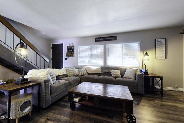 680 Redwood Lane, San Dimas CA: https://media.crmls.org/mediaz/c92f0328-7087-4524-86bd-5b56cbe0b888.jpg