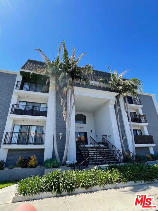 14804 Magnolia Boulevard #12