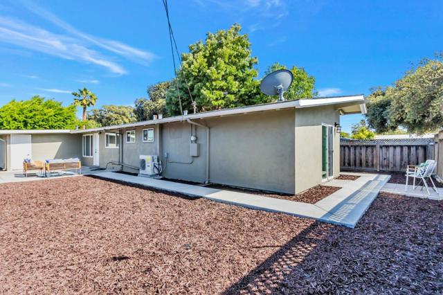 761 Lakeknoll Drive, Sunnyvale CA: https://media.crmls.org/mediaz/c92fafc9-1545-4273-b2b8-441f5ca5ffdb.jpg