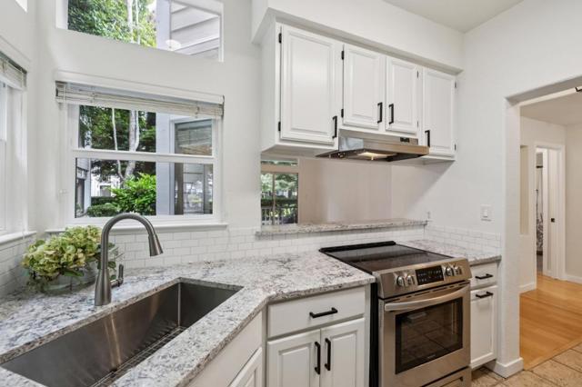 240 Amesport, Half Moon Bay CA: https://media.crmls.org/mediaz/c93000d0-ed71-4376-8171-deea6146c3ba.jpg