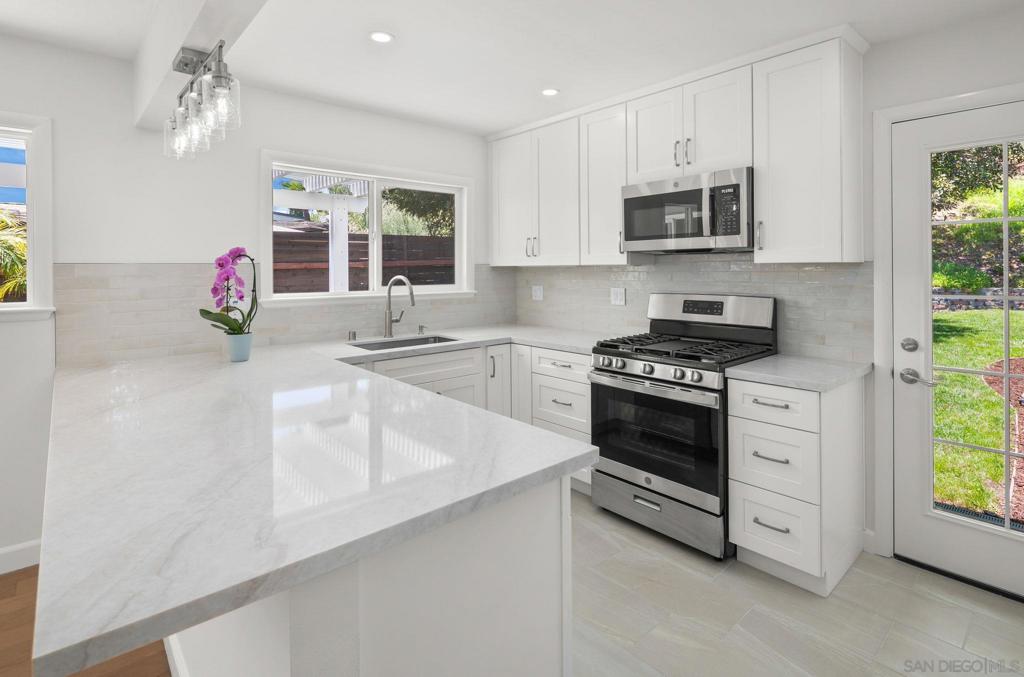 5164 Chateau Dr - photo 5