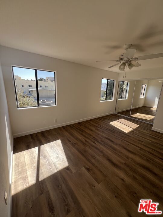 4365 Mclaughlin Avenue, Los Angeles CA: https://media.crmls.org/mediaz/c932f94b-e66c-4dce-b8e0-5d9fea2fc71b.jpg