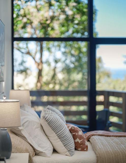 164 Spindrift Road, Carmel CA: https://media.crmls.org/mediaz/c9336c60-ed53-4d0c-aed2-d361709c15ca.jpg