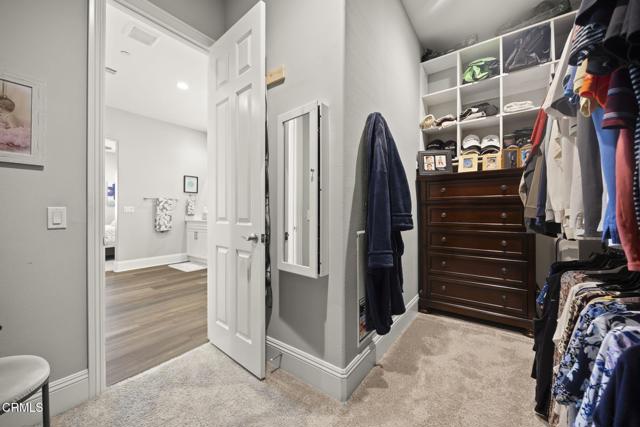 508 Autumn Path Lane, Santa Paula CA: https://media.crmls.org/mediaz/c933aeb8-c1b9-4ad9-b8f2-0567c9422e3d.jpg