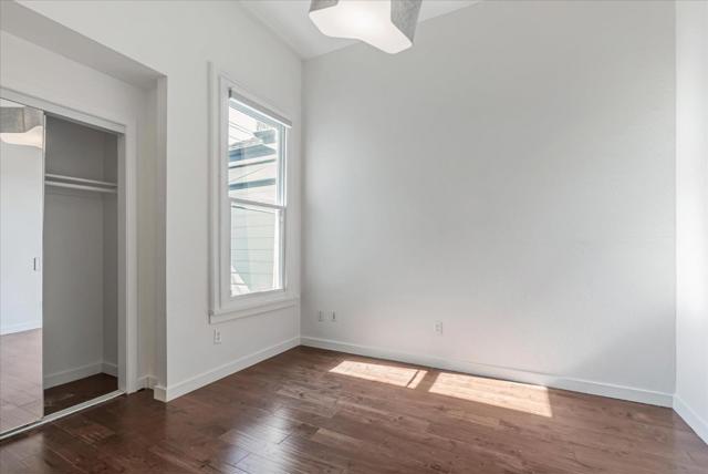 873 Wood Street, Oakland CA: https://media.crmls.org/mediaz/c933c416-9006-4b10-a3d7-0122d013cf55.jpg