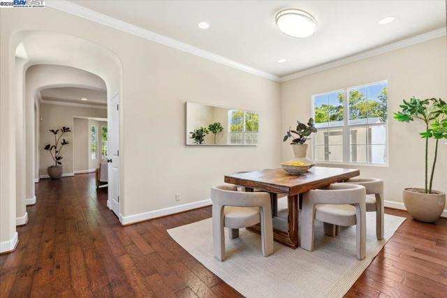 Image 16 of 47 For 2252 Britannia Dr