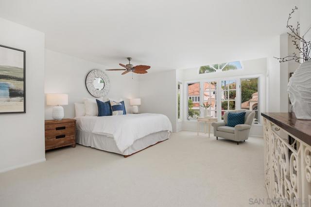13563 Caminito Carmel, Del Mar CA: https://media.crmls.org/mediaz/c93407f3-067b-4960-93cc-f2e75ca66e16.jpg