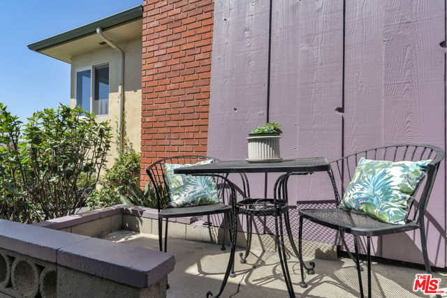 8330 ZITOLA Terrace photo 6