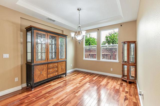 9632 Cherrywood Court, Gilroy CA: https://media.crmls.org/mediaz/c9383a17-cc81-4ed5-b69f-0045e9b8ecb0.jpg