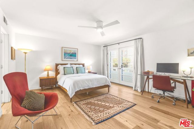 3501 Esplanade, Marina del Rey CA: https://media.crmls.org/mediaz/c9385812-97dd-434c-830e-22e9cc219792.jpg