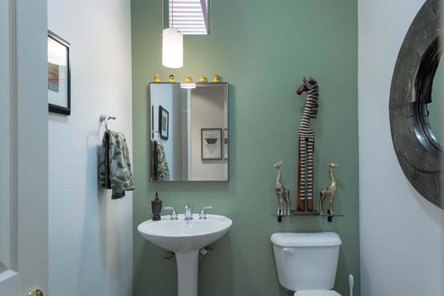 69822 Camino Pacifico, Rancho Mirage CA: https://media.crmls.org/mediaz/c938c8d3-92f4-4330-a666-8ce17eb9bf54.jpg